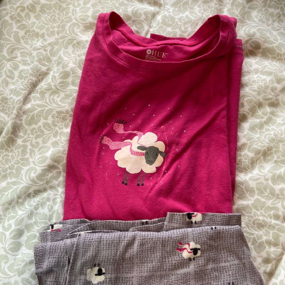 Hue lightweight pajama set size medium